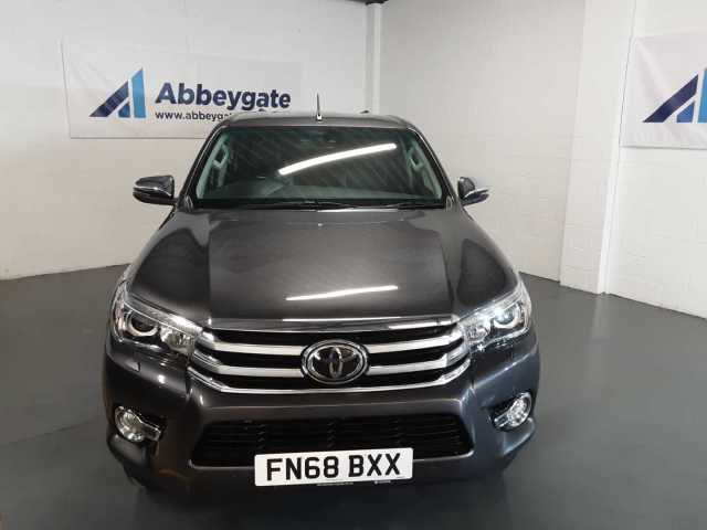2018 Toyota Hilux 2.4 D-4D 150PS Invincible X Double Cab 4WD 6-Speed Manual