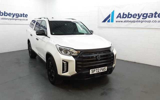 SsangYong Musso 2.2 DIESEL Saracen Auto Double Cab Pickup Diesel Grand White