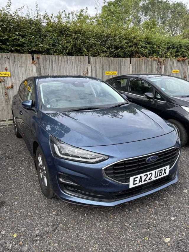 Ford Focus 1.0 155PS Titanium 5 Door 6 Speed Manual 5 Door Petrol Chrome Blue