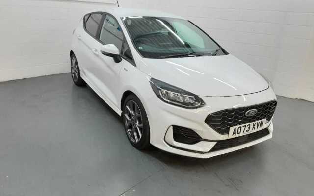 Ford Fiesta 1.0 EcoBoost 125PS MHEV ST-Line 5 Door 6-Speed Manual 5 Door Hybrid Frozen White