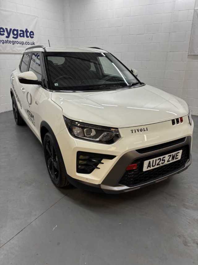KGM Tivoli 1.5 K40 Auto 5 Door 5 Door Petrol Grand White