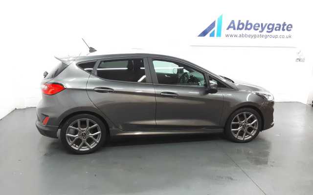 2022 Ford Fiesta 1.0 100PS ST Line 5 Door 6 Speed Manual