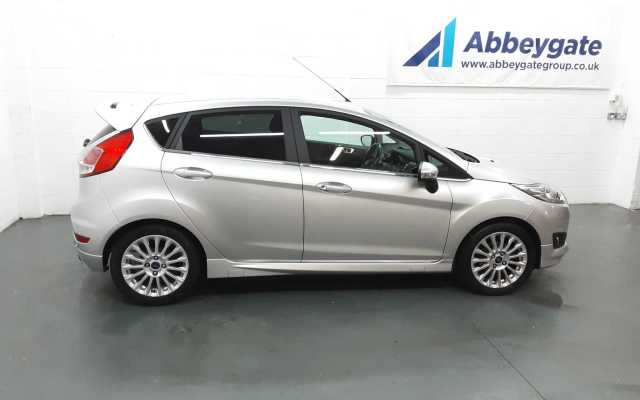 2016 Ford Fiesta 1.0 100PS Zetec 5 Door Manual