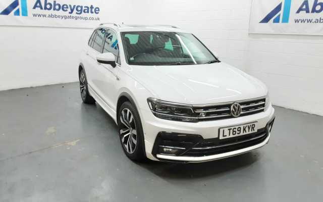 Volkswagen Tiguan 1.5 150PS R-Line Tech TSI 5 Door 7 Speed Auto 5 Door Petrol White