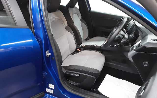 2024 Renault Clio 1.6 Evolution E-Tech Hev