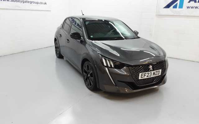 Peugeot 208 1.5 Blue HDi 100PS GT 5 Door 6-Speed Manual 5 Door Diesel Platinum Grey