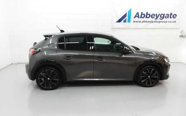2023 Peugeot 208 1.5 Blue HDi 100PS GT 5 Door 6-Speed Manual