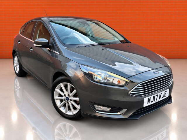 Ford Focus 1.0 125PS Titanium 5 Door Manual 5 Door Petrol Magnetic